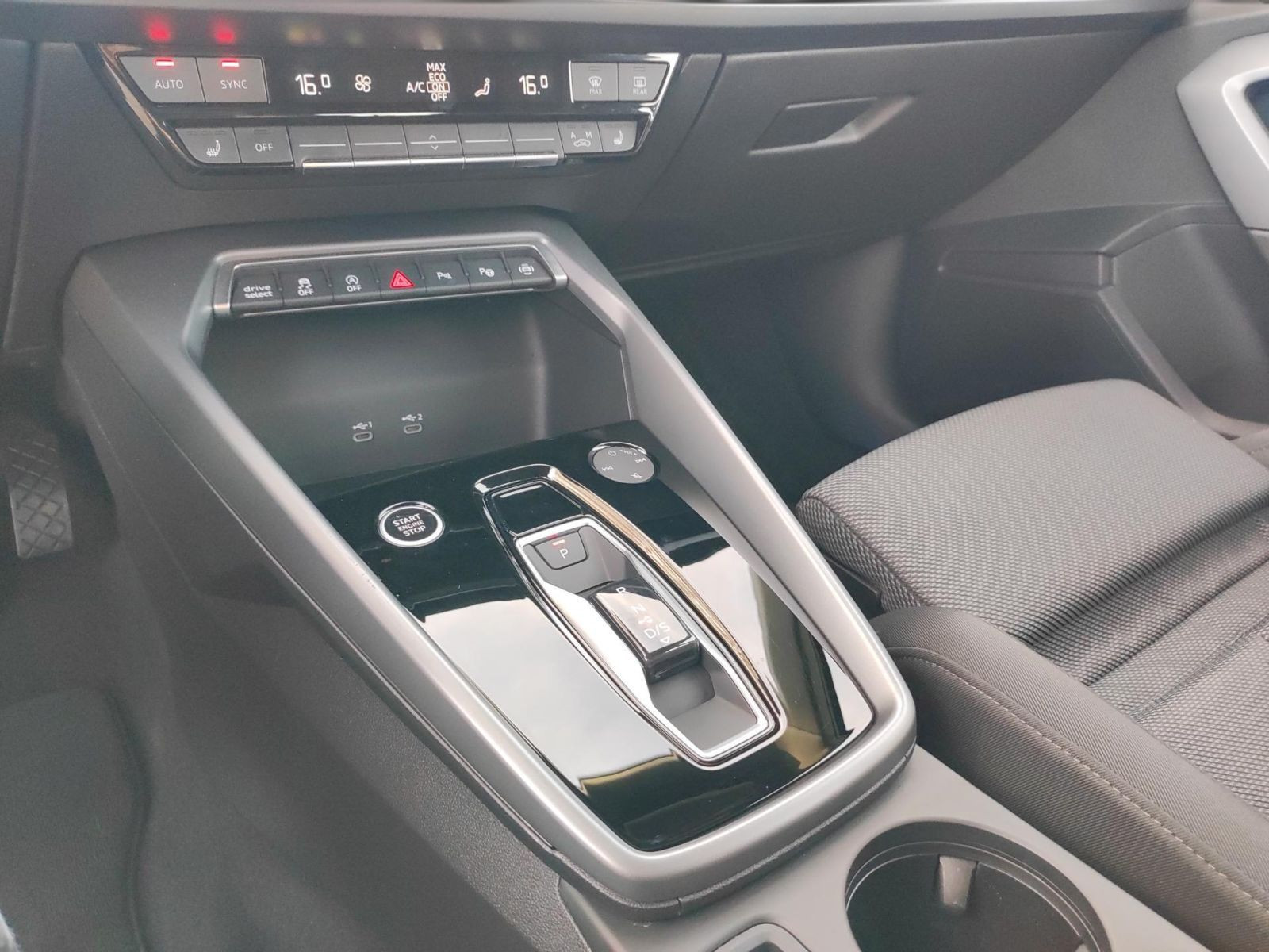 Audi - A3 Limousine_21