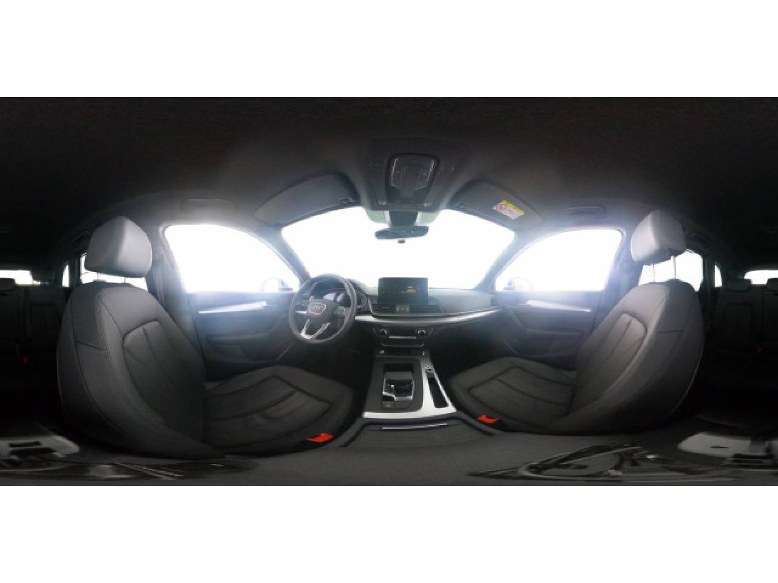 Audi - Q5_4