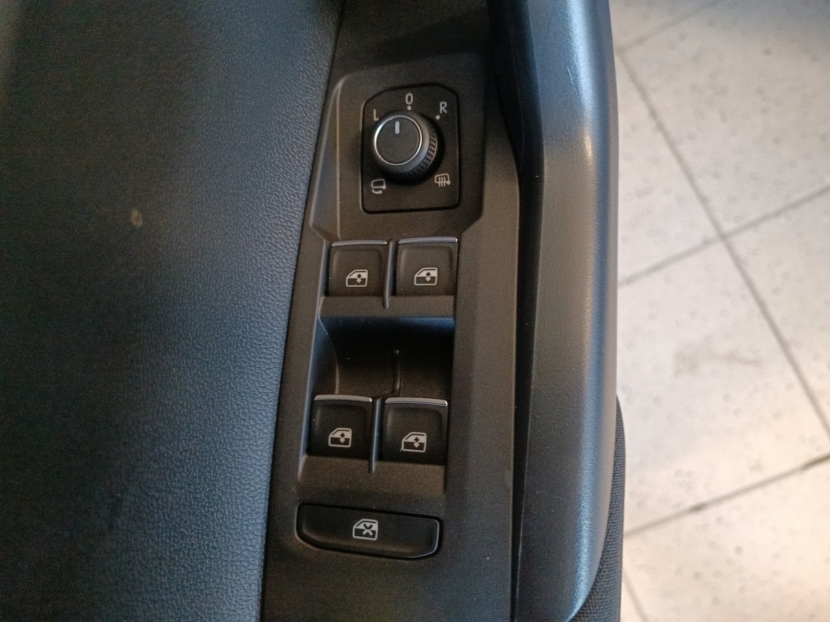 VW - Polo 1.0 TSI MOVE DSG AHK*LED*Navi*ACC*App-Conn._7