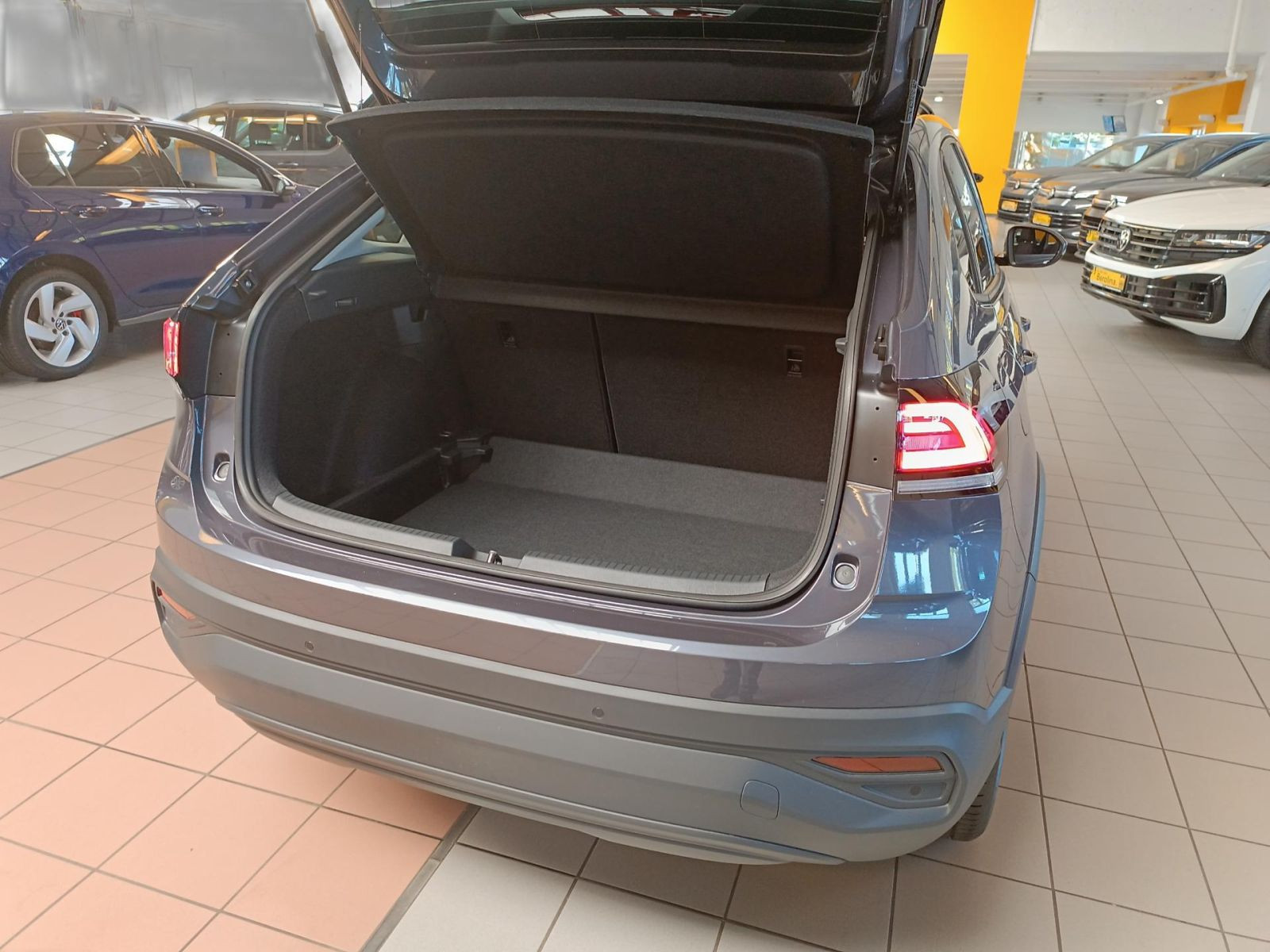 Volkswagen - Taigo_18