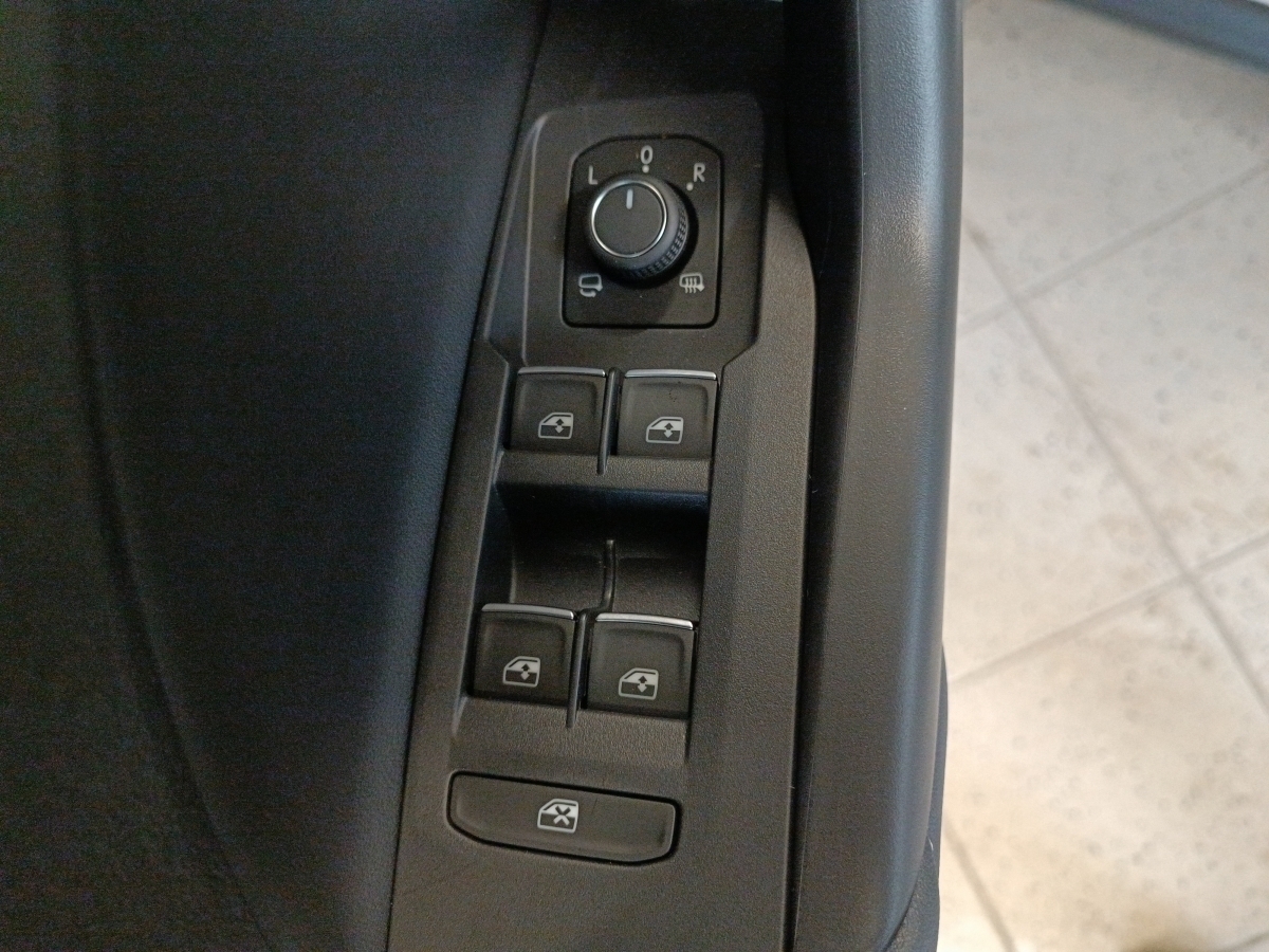 VW - T-Cross 1.5 TSI Style DSG AHK*Matrix*Navi*ACC*DC_7