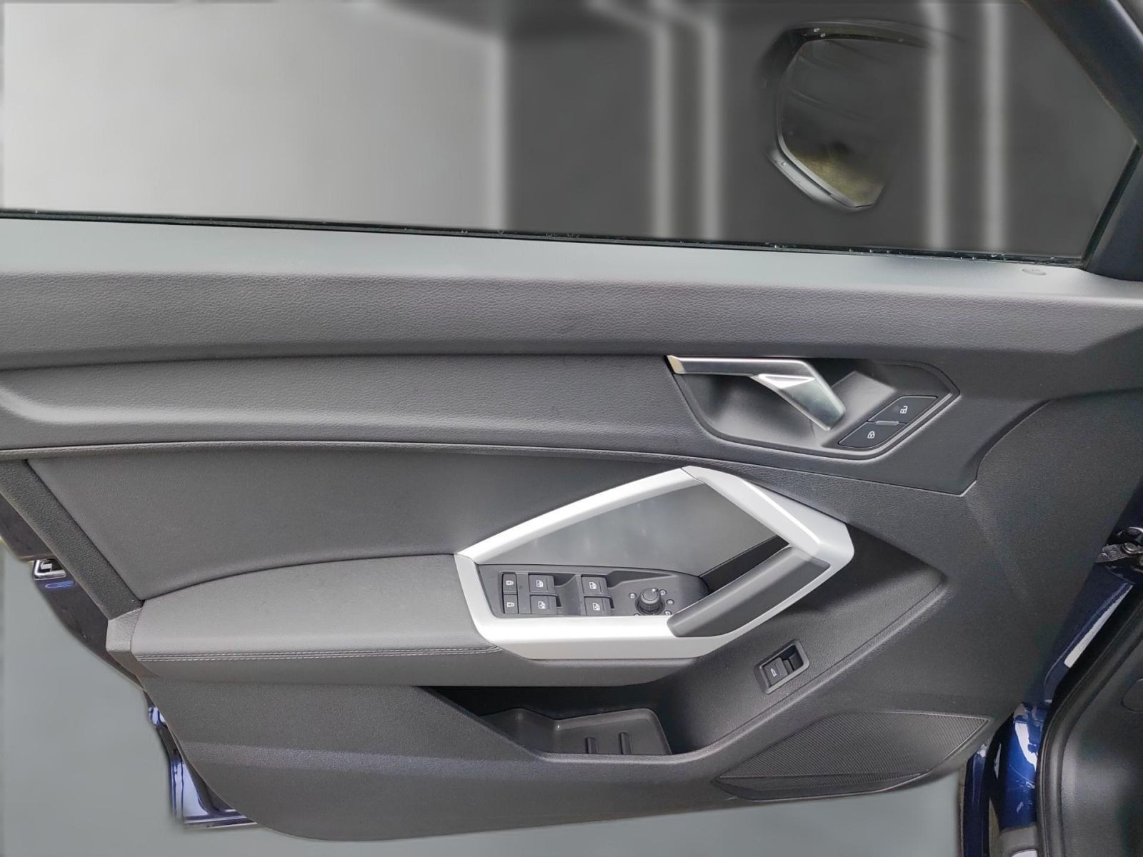 Audi - Q3_20