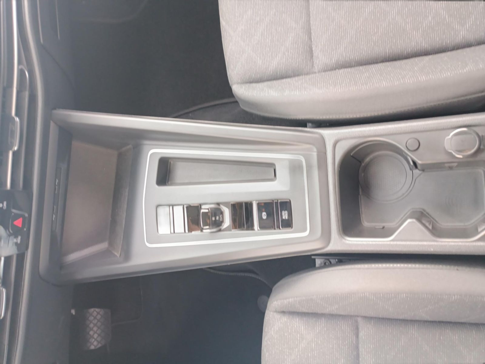 Volkswagen - Golf_18