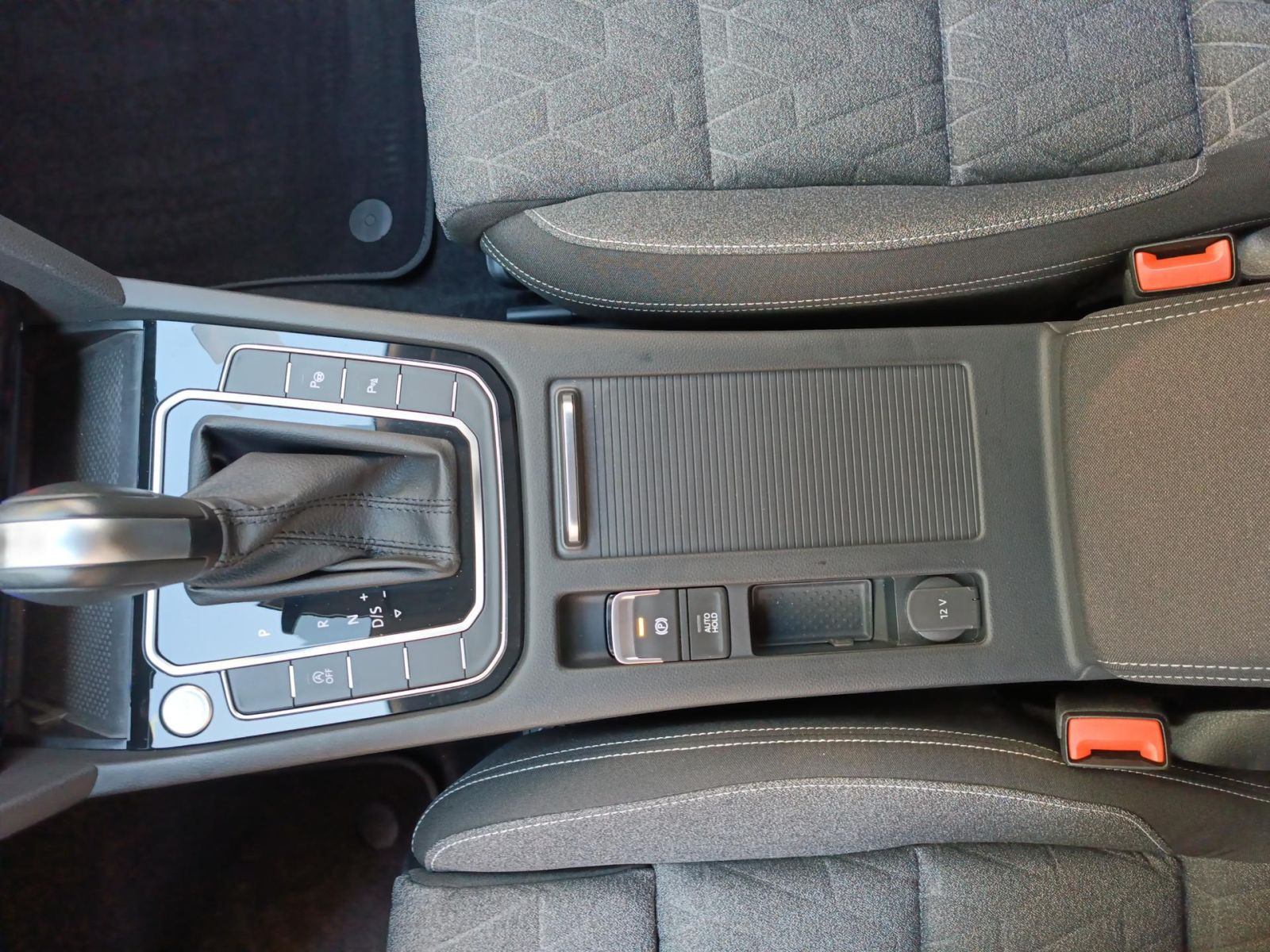 Volkswagen - Passat Variant_19