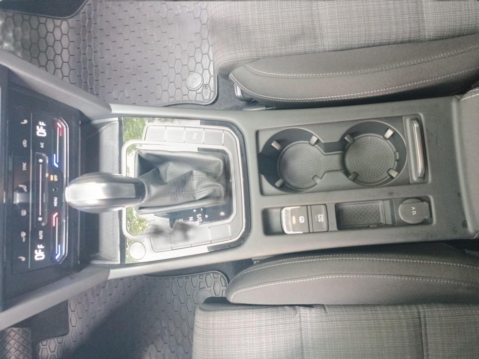 Volkswagen - Passat Variant_17