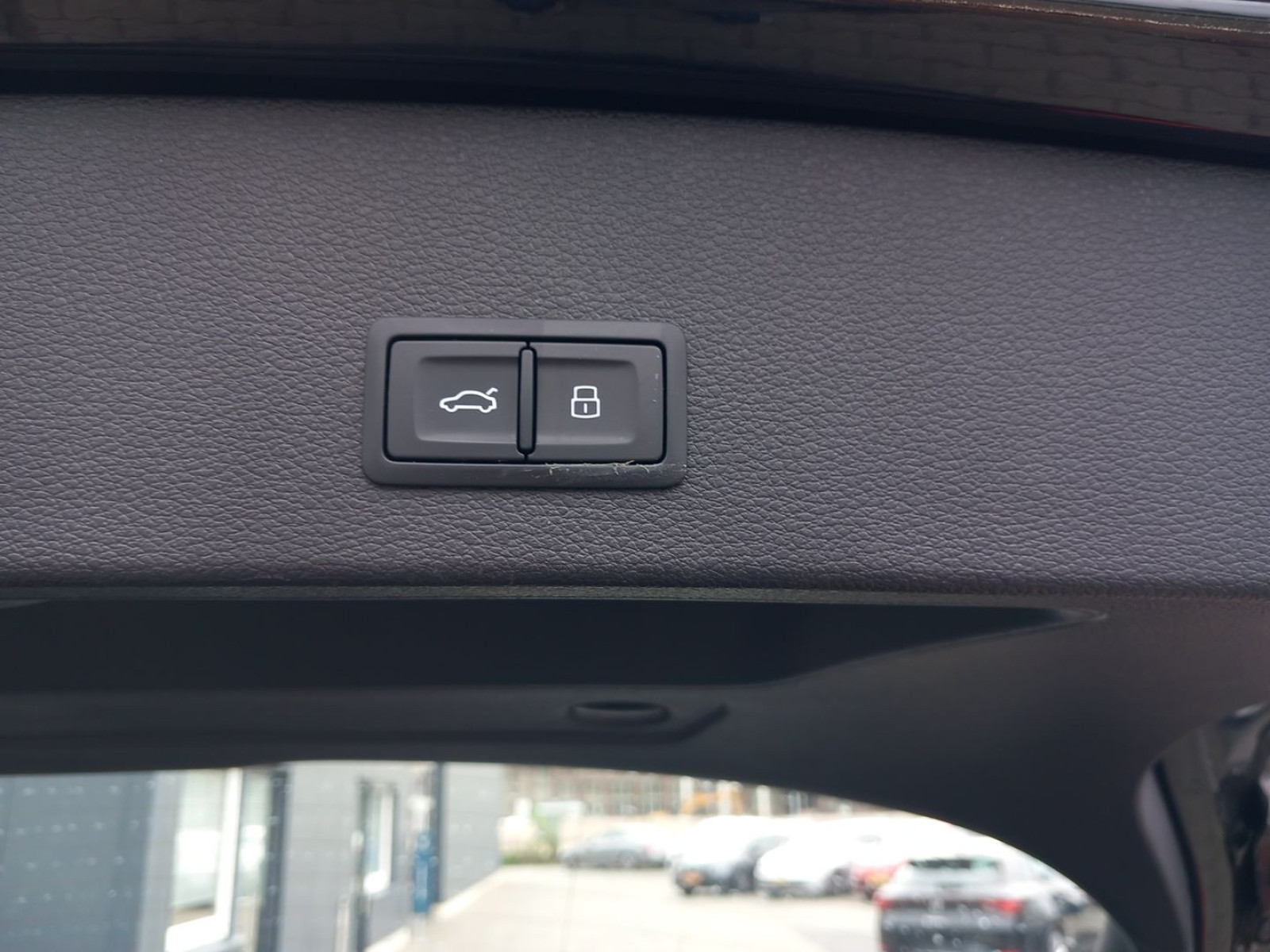 Audi - Q2_8