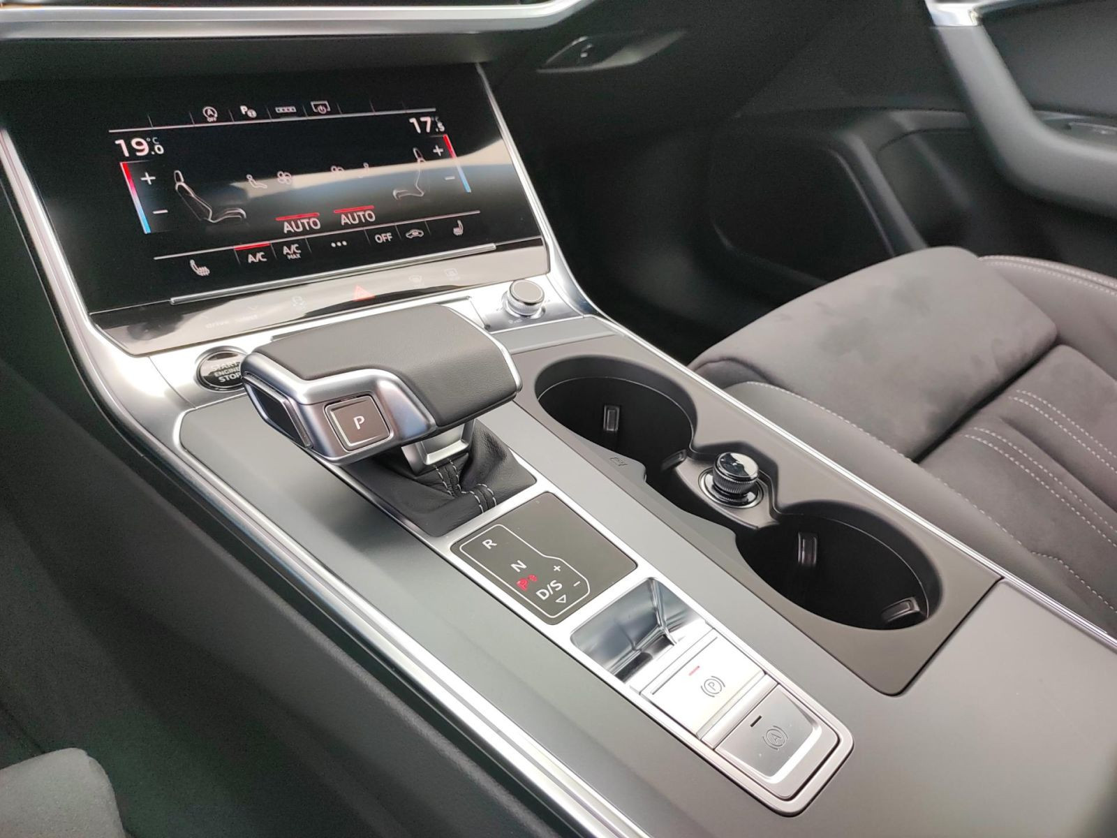 Audi - A6 Limousine_21