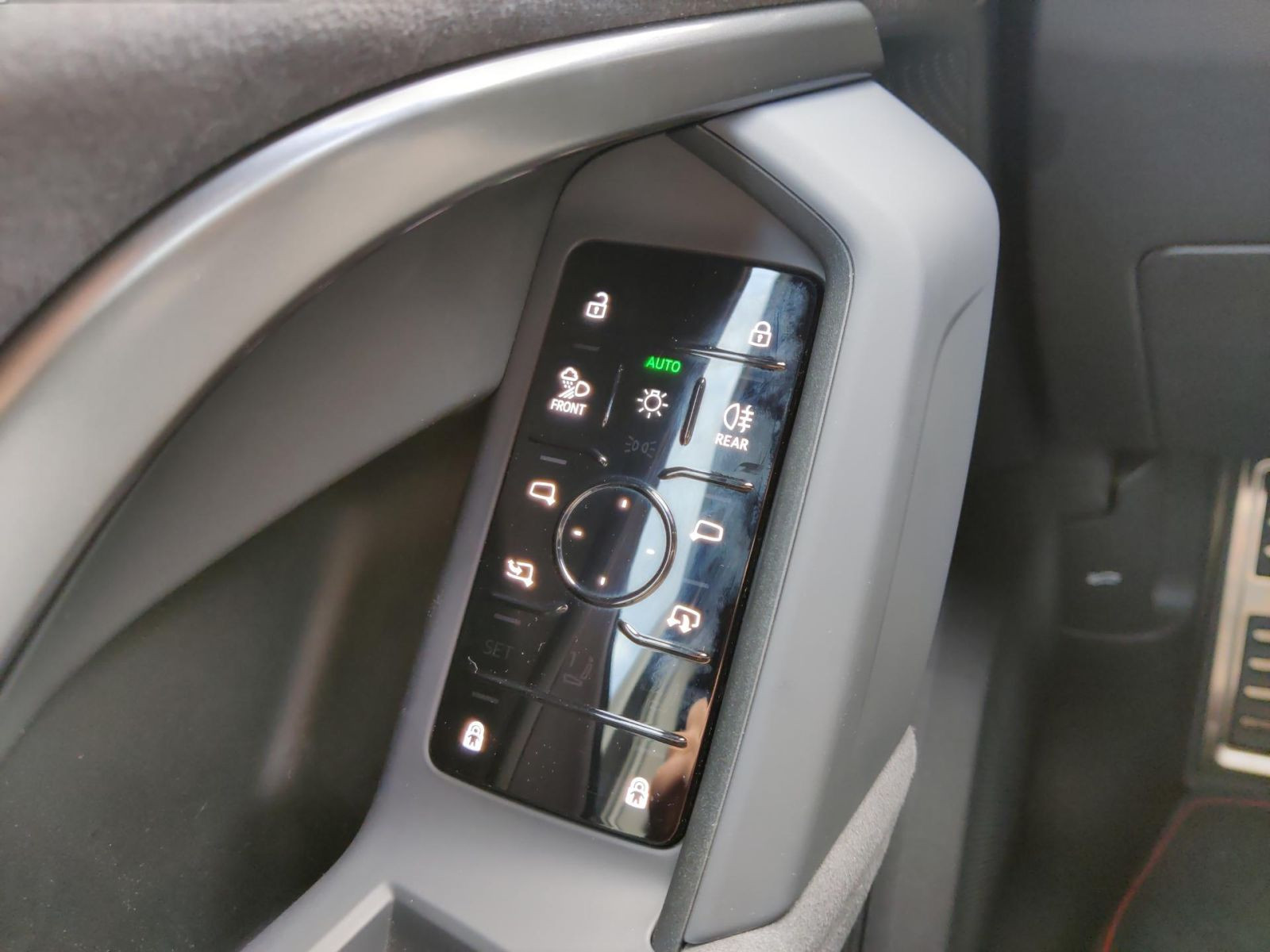 Audi - Q5_15
