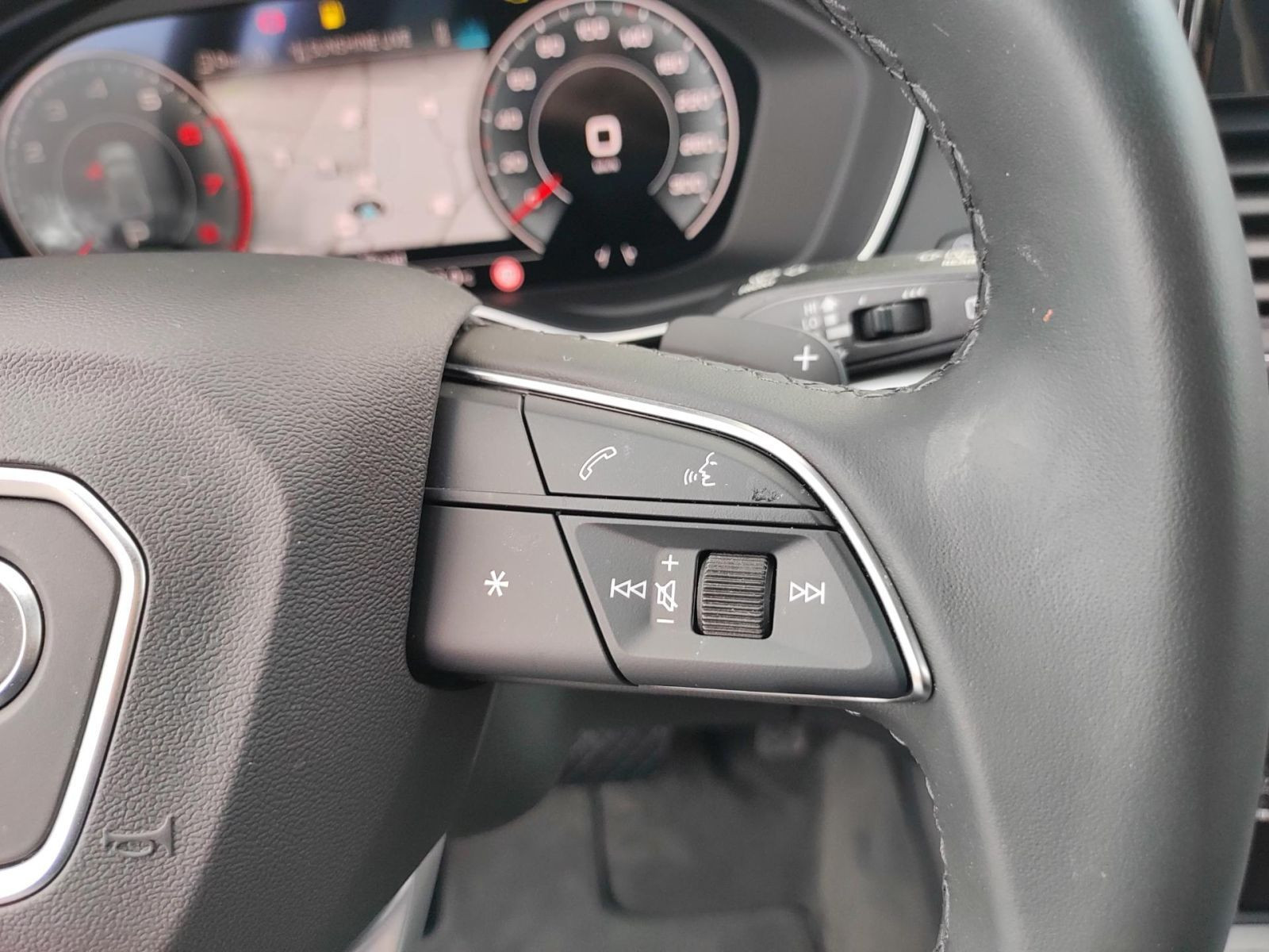Audi - Q5_15