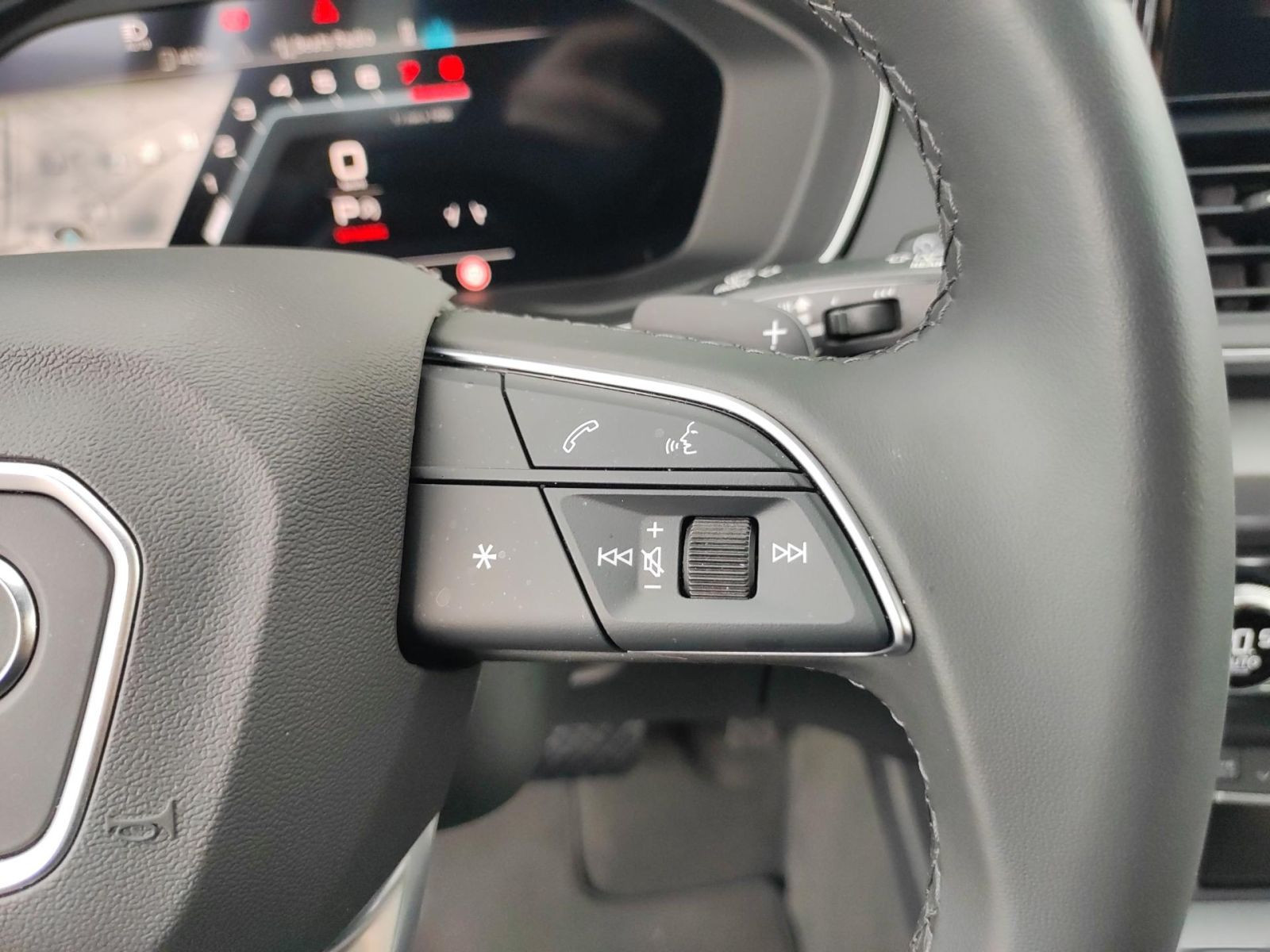 Audi - Q5_15