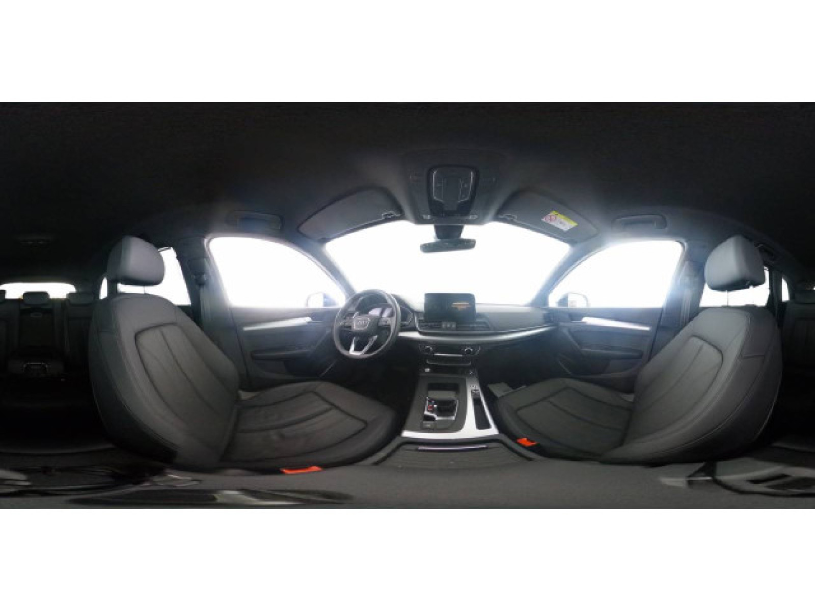 Audi - Q5_4