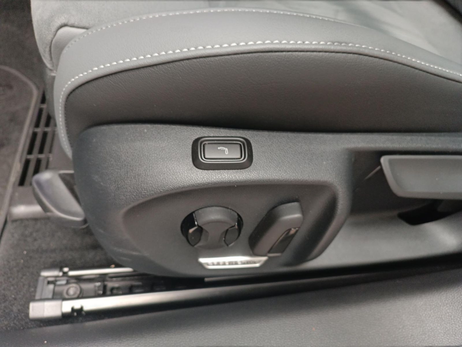 Volkswagen - Passat Variant_10