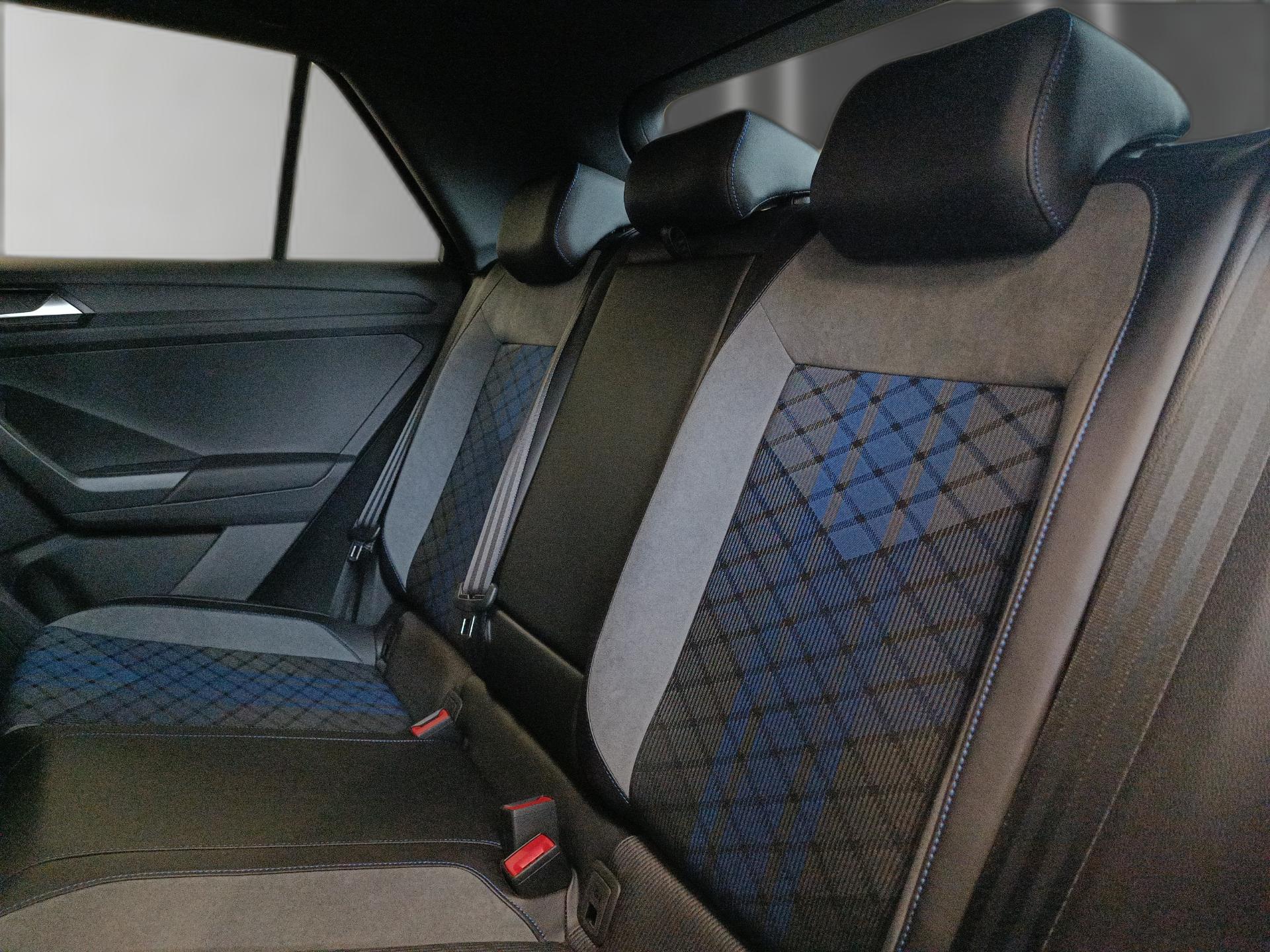 VW - T-Roc R 2.0 TSI 4Motion DSG AHK*ACC*LED*App-Conn_9