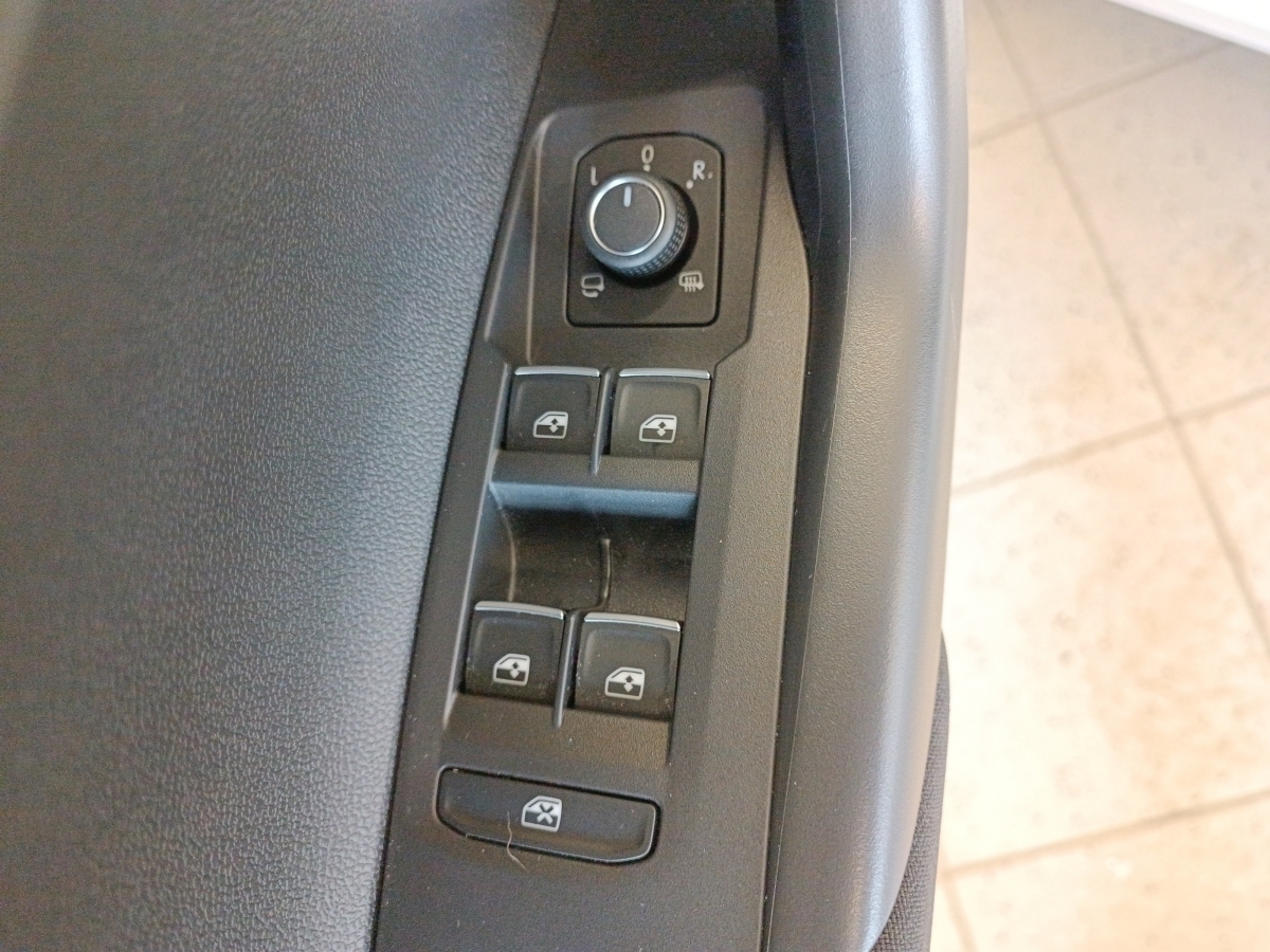 VW - Polo 1.0 TSI MOVE DSG AHK*LED*NAV*ACC*App-Conn._7