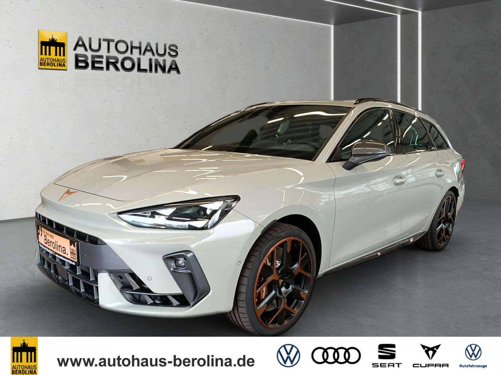 Leon ST 2.0 TSI 4D VZ Extreme DSG *PANO*MATRIX*