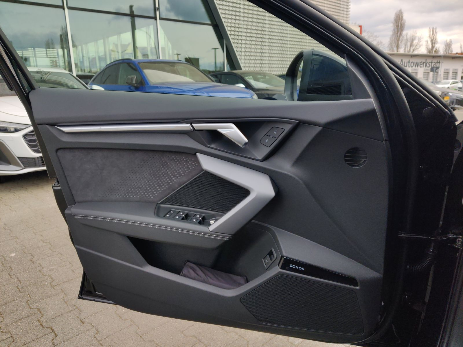 Audi - A3 Limousine_17