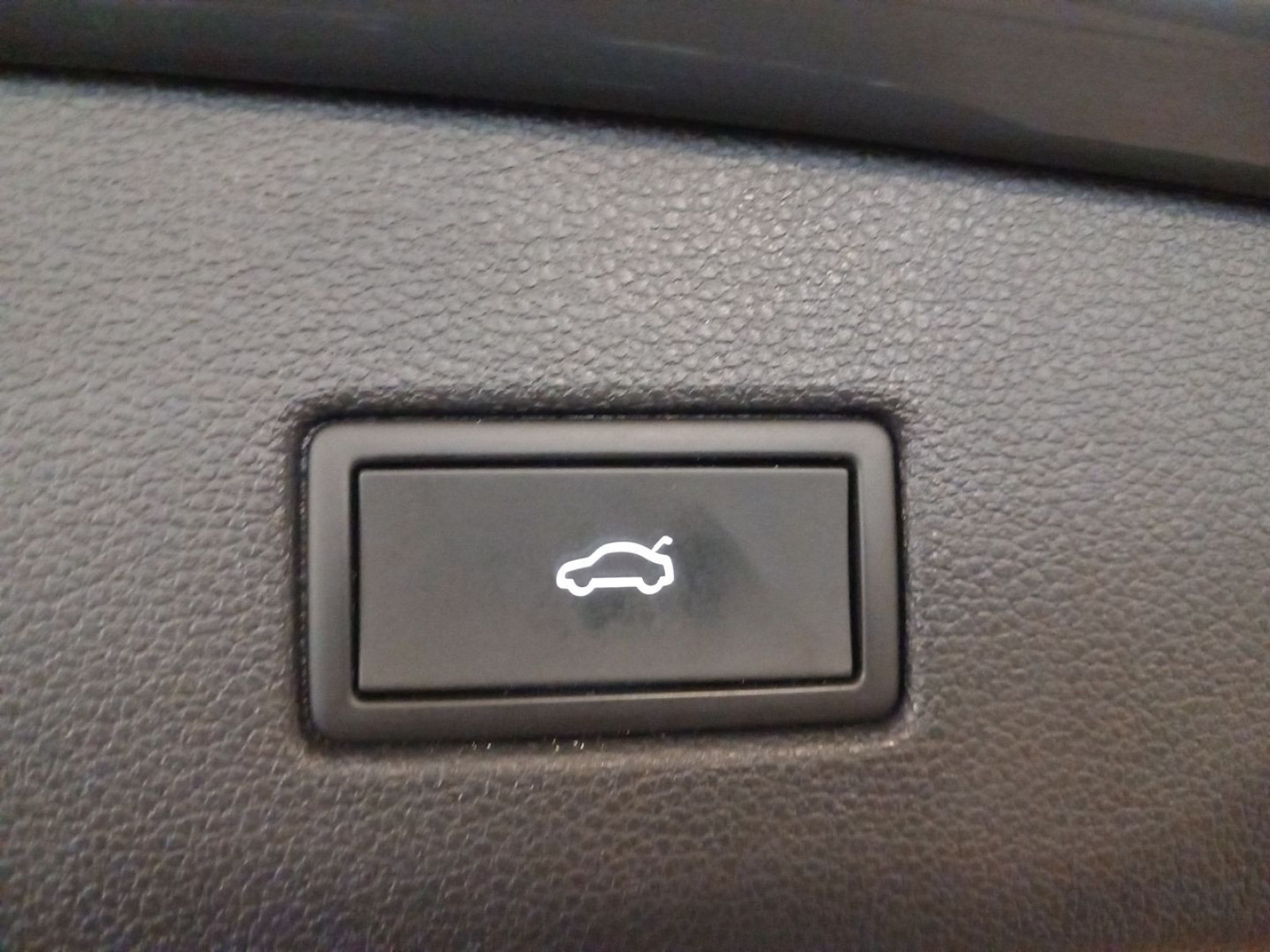 Volkswagen - Tiguan_8