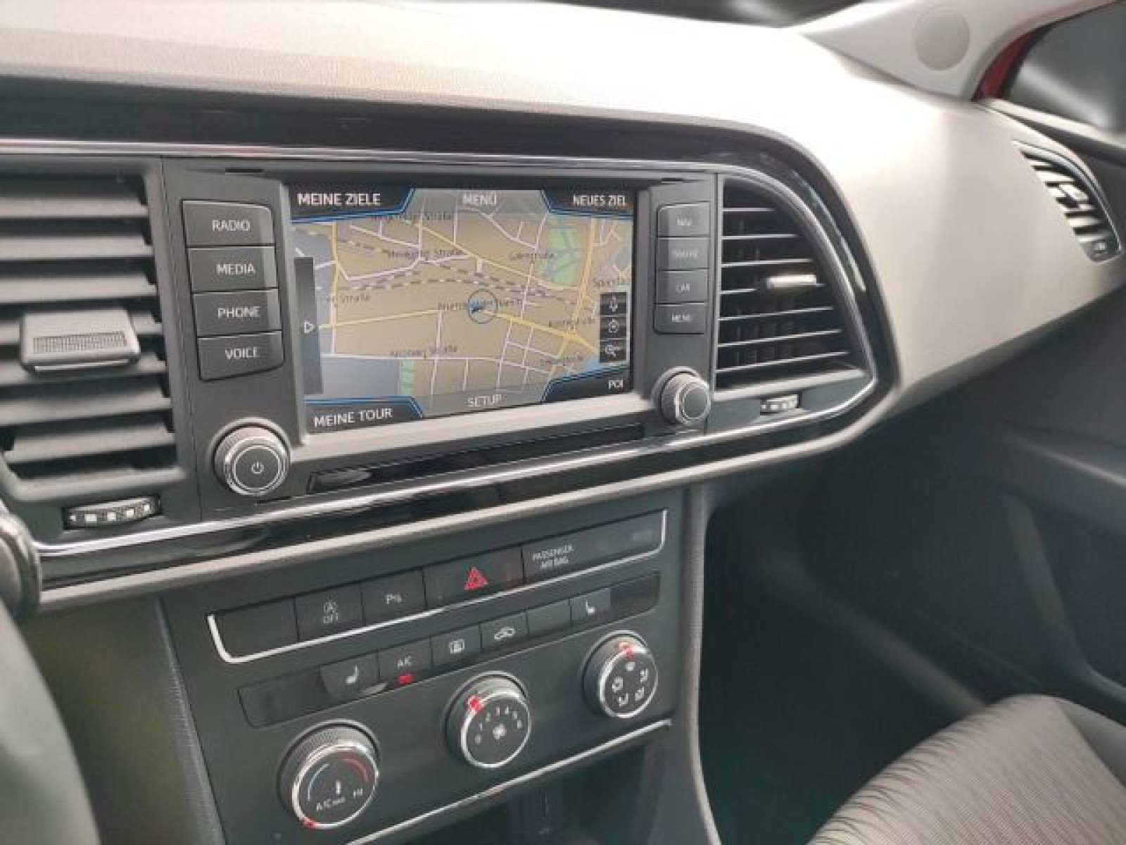 Seat - Leon_18