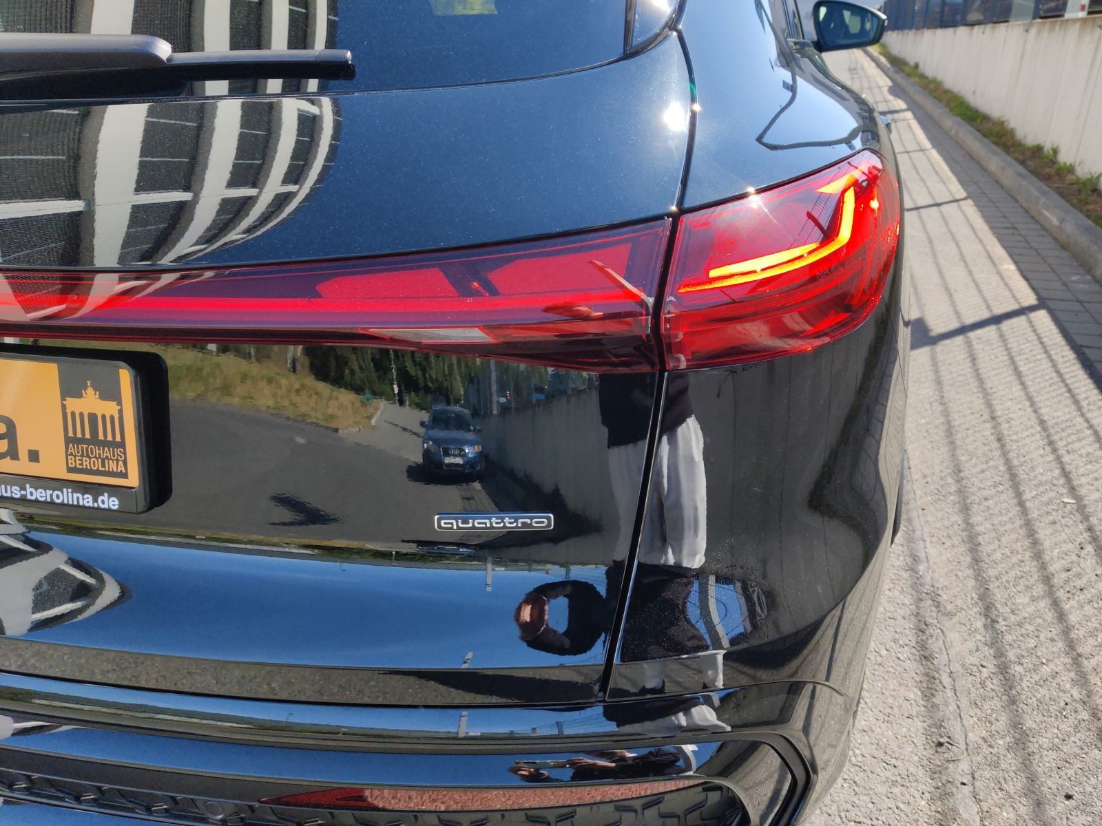Audi - Q5_8
