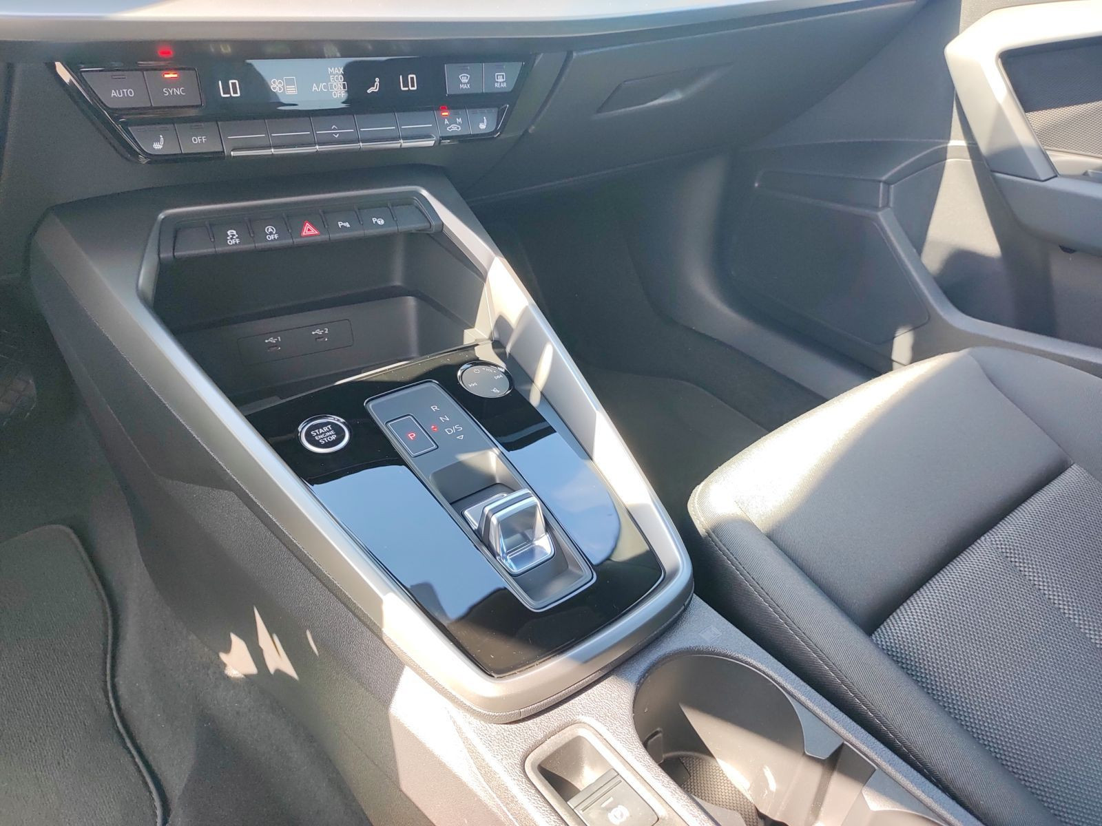 Audi - A3 Limousine_18