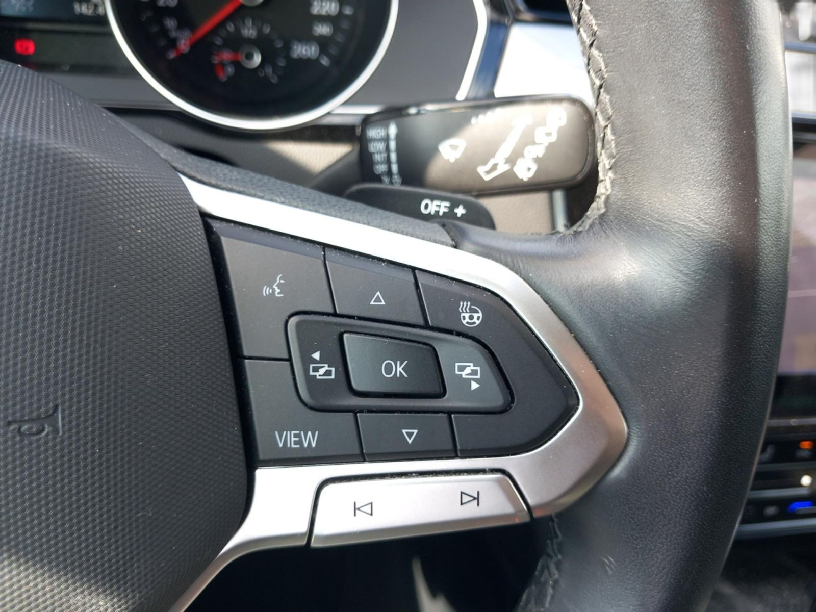 Volkswagen - Passat Variant_16